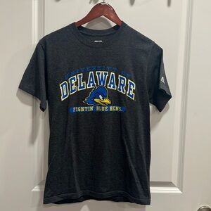 University of Delaware short sleeve shirt